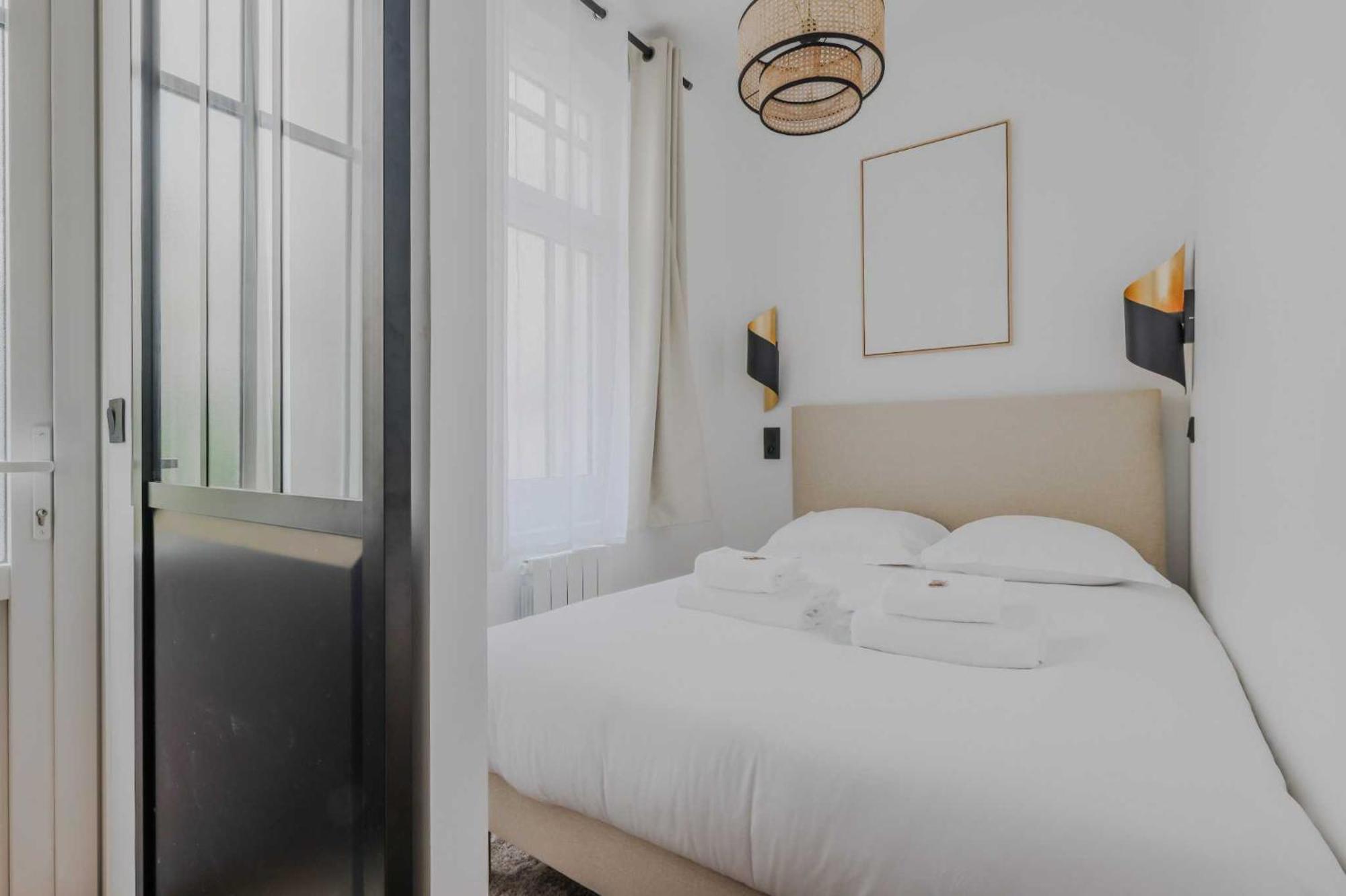 Elegant - 1bd-2p - Pantheon Apartment